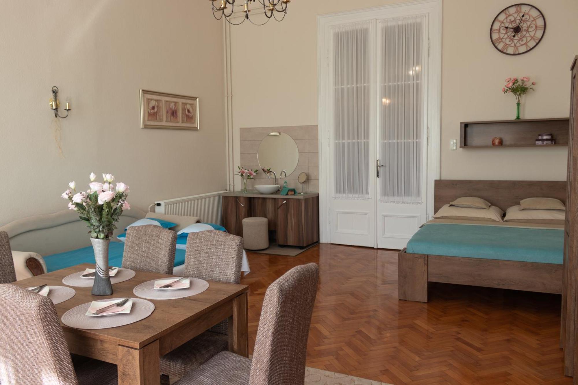 Suzy Apartman Eger Zewnętrze zdjęcie