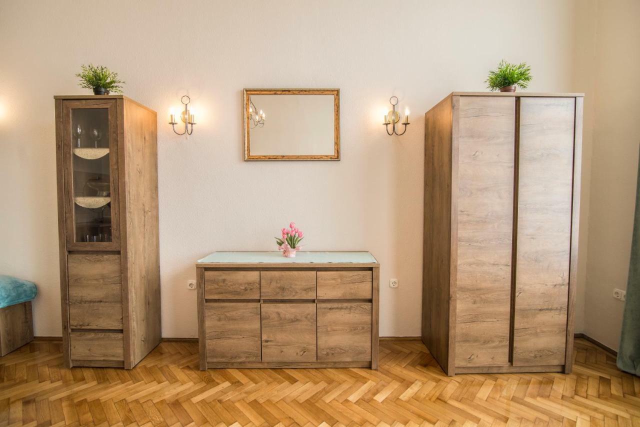Suzy Apartman Eger Zewnętrze zdjęcie