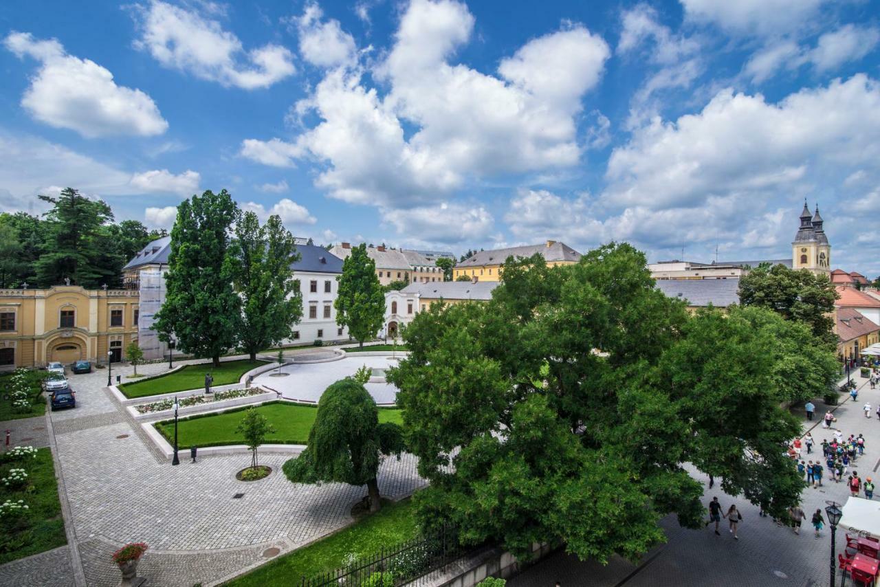 Suzy Apartman Eger Zewnętrze zdjęcie