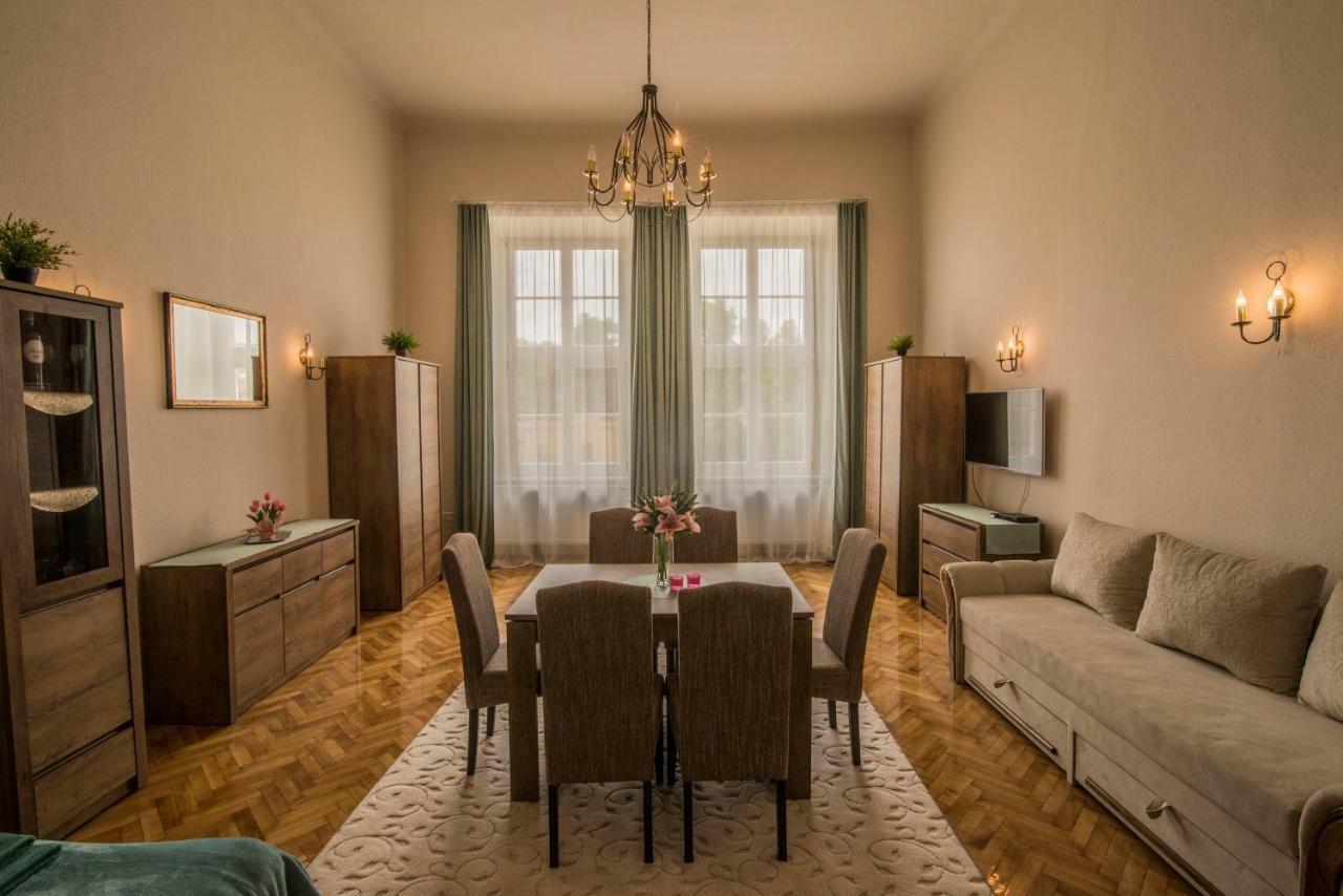 Suzy Apartman Eger Zewnętrze zdjęcie